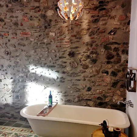 Groc Guest house